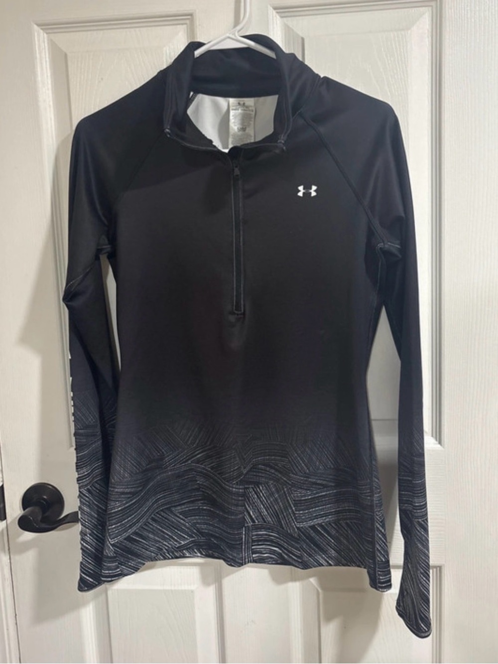 Under Armour Black Long-Sleeve 1/2 Zip Pullover with Gray Pattern